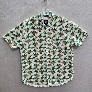 Artistry In Motion Men Button Up Shirt XL White Floral Hawaiian Short‎ Sleeve